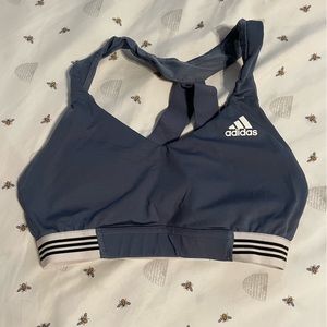 Some clothes I’m selling :)